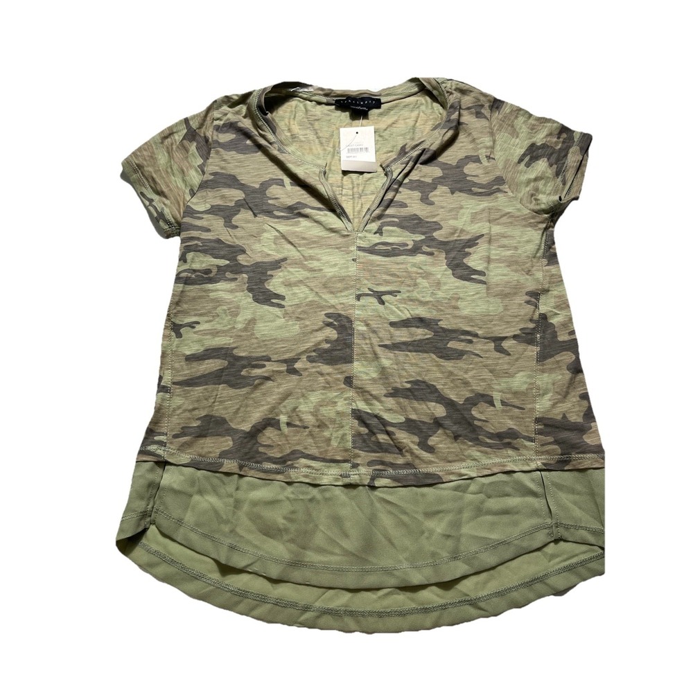 Women's Sanctuary Camo Green V-neck Mixed Media Mesh Hem Short Sleeve  - Size SP